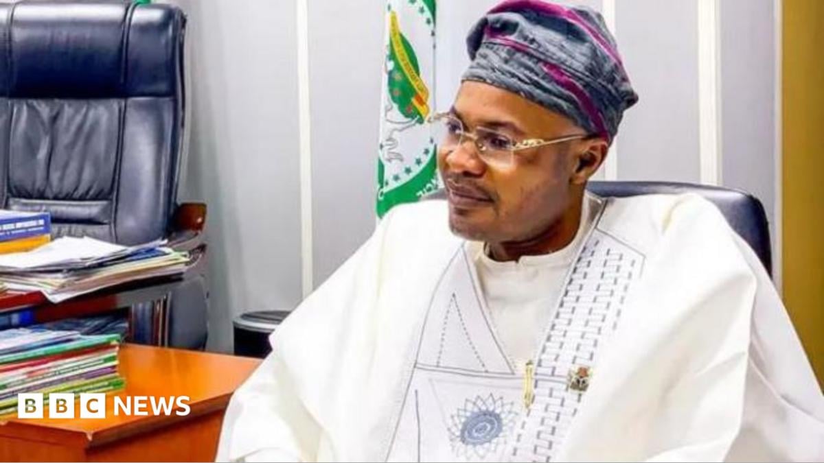 Nigeriyada soxta hukumat agentligi rahbari hibsga olindi